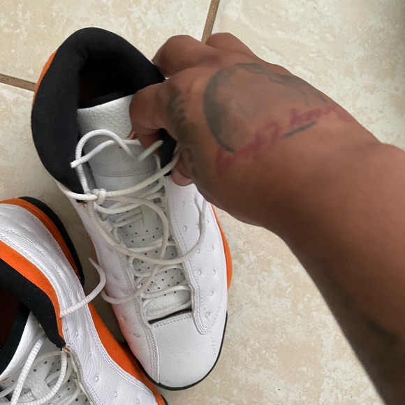 Jordan’s - Picture 3 of 5